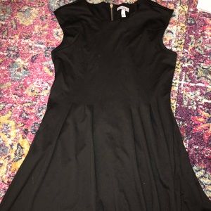 Black dress with pokets